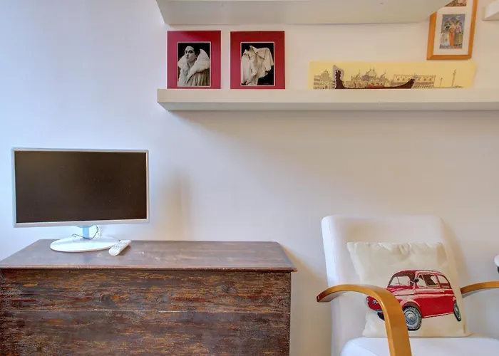 Moro Get-by-train Apartment